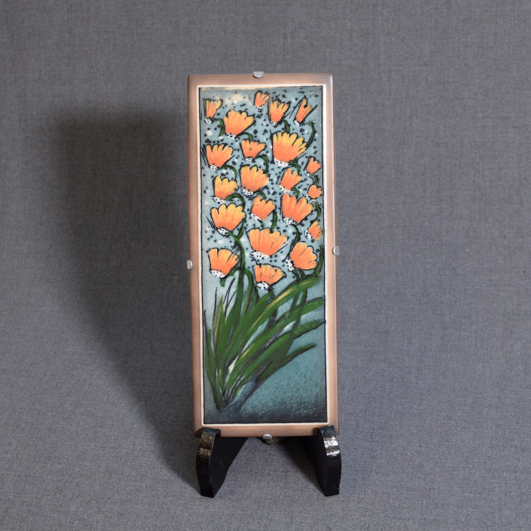 Arabia seinätaulu Kukat kuiskivat